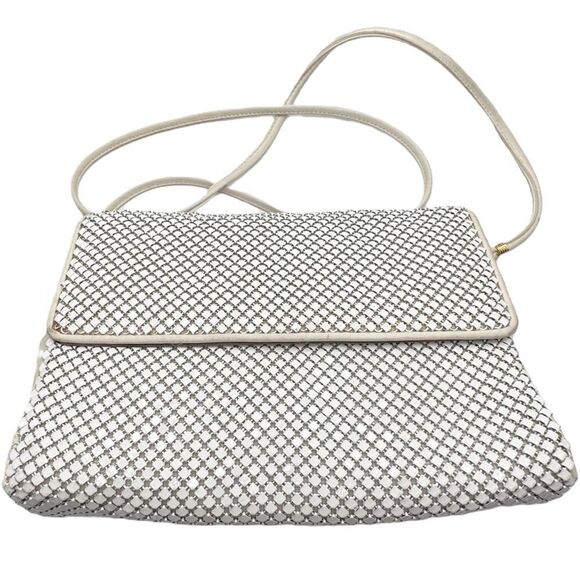 Vintage Whiting and Davis White Mesh Envelope Bag with Shoulder Crossbody Strap - Picture 1 of 6